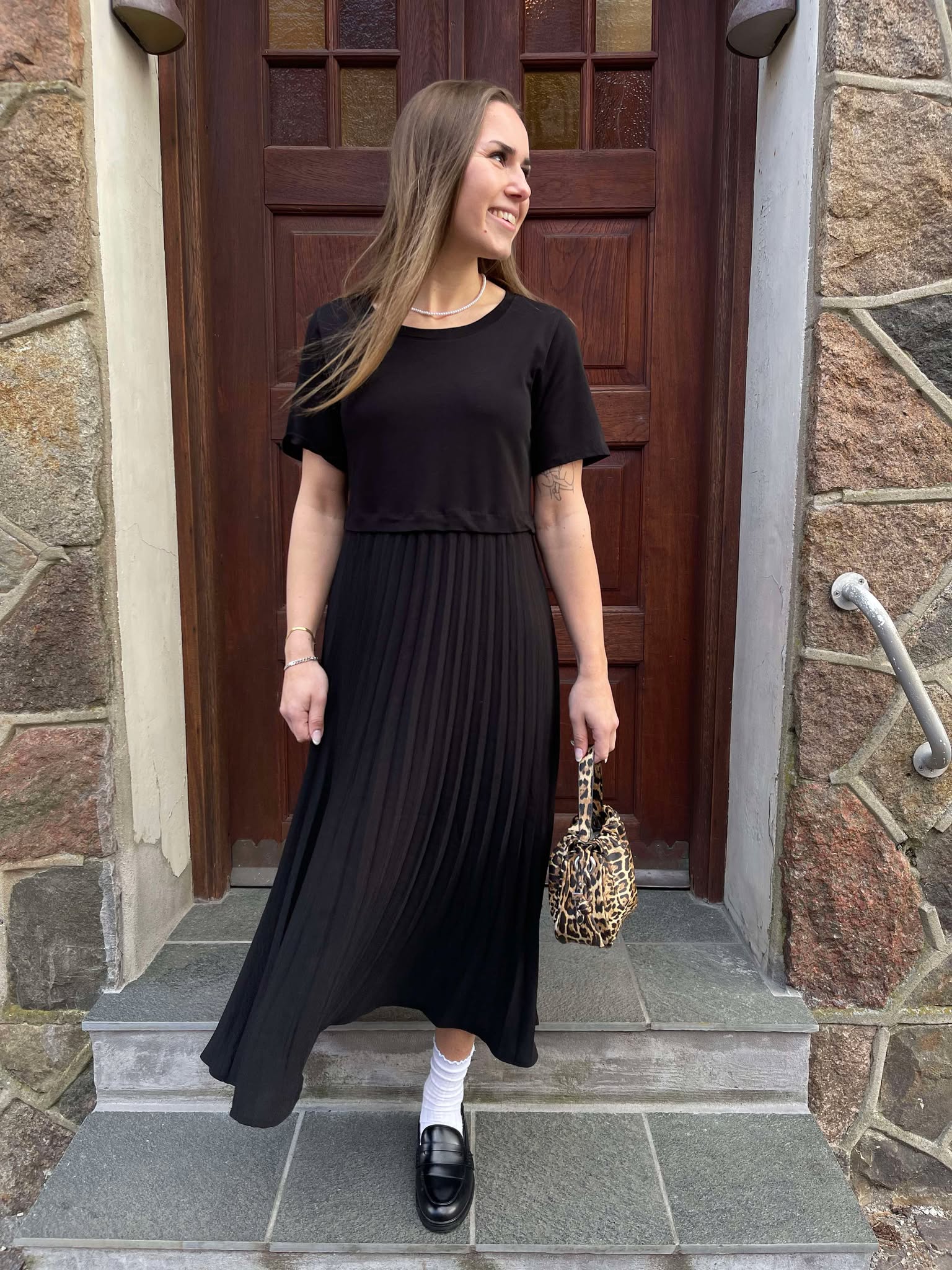VIJUNA Short Dress - Black Beauty